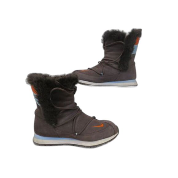 Nike "Grey" Suede Winter Boots Women 7 Faux Fur - Picture 1 of 7